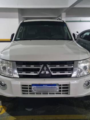 MITSUBISHI PAJERO FULL 3.2 HPE 4X4 16V TURBO INTERCOOLER DIESEL 4P AUTOMÁTICO MITSUBISHI PAJERO FULL 3.2 HPE 4X4 16V TURBO INTERCOOLER DIESEL 4P AUTOMÁTICO